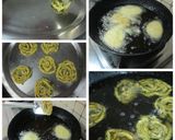 મેથી ચકરી (Methi Chakri Recipe in Gujarati) રેસીપી સ્ટેપ3ફોટો