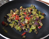 Foto del paso 3 de la receta: Barquitas integrales rellenas de verduras