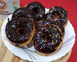 A picture of step 7 of Doughnuts.