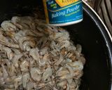 Foto langkah ke 1 dari resep Udang Api Goreng Bawang.