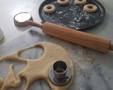 Foto langkah ke 3 dari resep Donut simple.