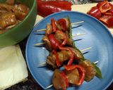 Foto del paso 2 de la receta Pinchitos de pollo o pavo al grill con pimiento macerados con soja para aperitivo