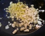 A picture of step 4 of Homemade Schezwan Chutney.