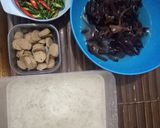 Foto langkah ke 1 dari resep Oseng bihun dan jamur kuping.