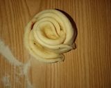 A picture of step 16 of Chicken Malai boti creamy floral pizza in pateela.