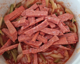 Lecsókolbász ragú hentes módra recept fázis 3 fotója