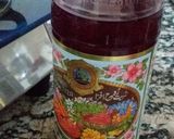 A picture of step 4 of Roohafza shake.