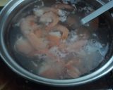 Foto del paso 1 de la receta: Cóctel de camarones en espuma de cerveza a la Mexicana el Geras