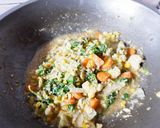 Foto langkah ke 7 dari resep Capcay telor saori saos tiram.