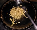 Foto langkah ke 2 dari resep Kari special (mie instant).