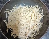 A picture of step 3 of Chinese Lifafa Paratha.