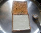 A picture of step 3 of Corn sandwich.