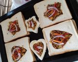 A picture of step 6 of Bread pizza.