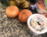 Foto del paso 1 de la receta: Hojaldre de atún con aceitunas negras y queso feta