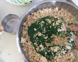 A picture of step 4 of Baked Mixed Flour Spinach Puri.