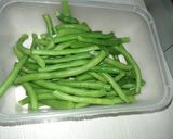 Foto langkah ke 3 dari resep Buncis siram bawang putih n sosis.