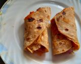 A picture of step 12 of Egg roll.