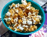 صورة لخطوة 2 من وصفة فشار بالكراميل راااائع 🍿
