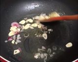 Foto langkah ke 1 dari resep Sop Jagung Sosis Kentang.
