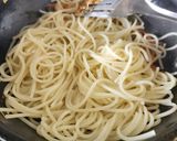 A picture of step 5 of Vegetable Spaghetti Indian Street Style.