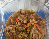 Foto del paso 2 de la receta: Hígado de pollo guisado!
