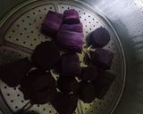 Foto langkah ke 1 dari resep Biji Salak Ubi Ungu.