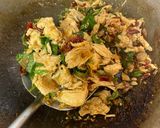 รูปขั้นตอนการทำที่ 4 ของ กะเพราไก่ไข่ต้ม เมนูข้าวกล่อง