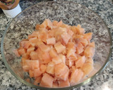 Foto del paso 4 de la receta: Tartar de salmón y aguacate
