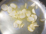 Salteado de verduras y provoleta y algo más