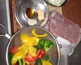 Foto langkah ke 4 dari resep Tumis Daging Sapi Sayur Rambu Lalu Lintas.