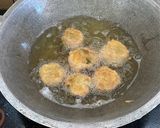 Foto langkah ke 5 dari resep Perkedel kentang simple.