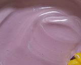 Foto langkah ke 2 dari resep Bolu Kukus Taro.
