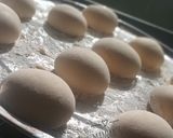 A picture of step 5 of Ring doughnut.