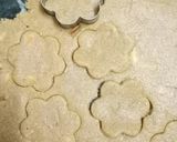 A picture of step 3 of Missi aata almonds cookies.