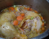 Foto del paso 4 de la receta: Pollo guisado en salsa