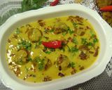 A picture of step 6 of Achari Kathal Kofte Ki Kadhi.