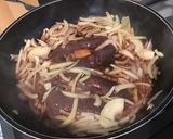 Une image de l'étape 5 de Chorizo noir au vin rouge et oignons caramélisés.