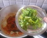A picture of step 6 of Tomato Khajur Khatta.
