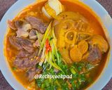 Hình bước làm 4 của món Bún bò (phiên bản nhà làm 🤤)