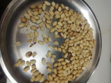 गुड़ मूंगफली चिक्की (gur mungfali chikki recipe in Hindi)