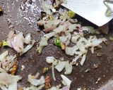 A picture of step 1 of Aloo Roll.