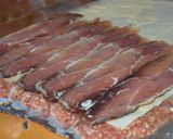 Foto del paso 4 de la receta: Carne arrollada con jamón crudo