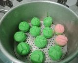 Foto langkah ke 4 dari resep Kue Mangkok / Kue Apem Tape Singkong.