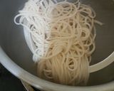 Foto langkah ke 1 dari resep Misoa goreng telor.