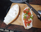 Foto del paso 2 de la receta: Bocadillo de pechuga empanada, ensalada, huevo duro y mayonesa
