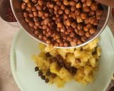 A picture of step 7 of Quick Colourful Chat(No onion and garlic).