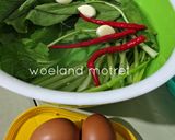 Foto langkah ke 1 dari resep Sawi Hijau Bawang Putih.