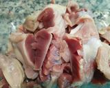 รูปขั้นตอนการทำที่ 1 ของ กึ๋นไก่ผัดดอกหอม #12