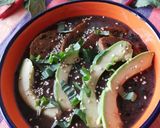 Foto del paso 11 de la receta Sopa de alubias negras con tofu y aguacate