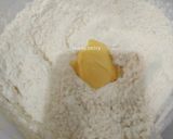 Foto langkah ke 2 dari resep Kue Kuping Gajah Eggless.